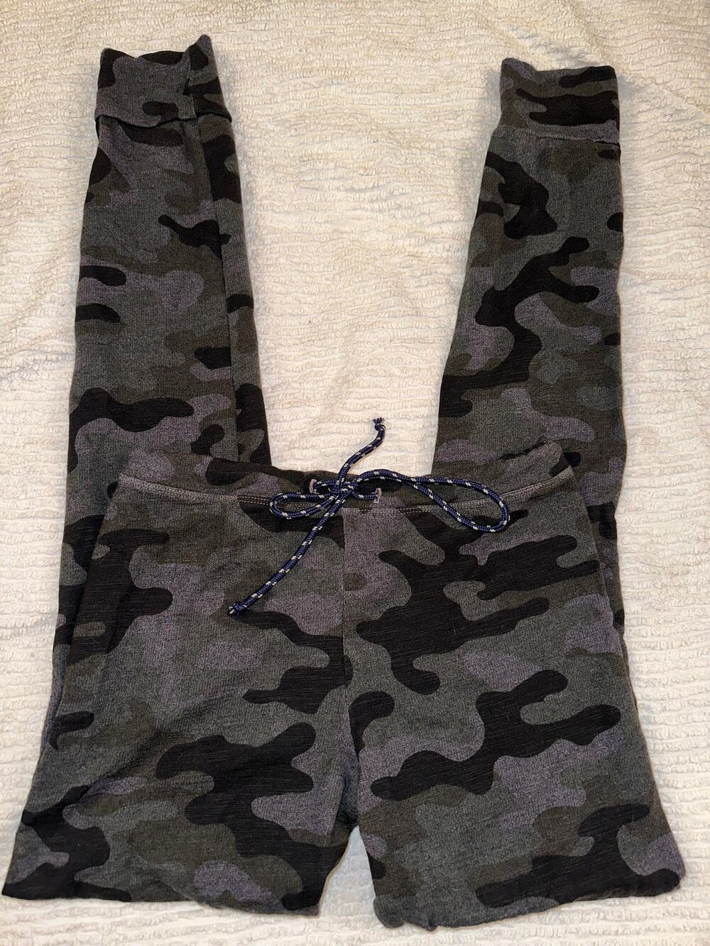 SUNDRY GRAY GREY CAMO CAMOUFLAGE SLIM SWEATPANTS LEGGINGS JOGGERS XS